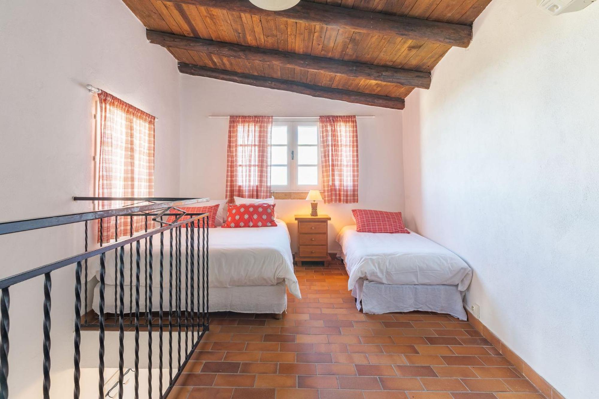 Les Calades Villa Lédenon Eksteriør bilde